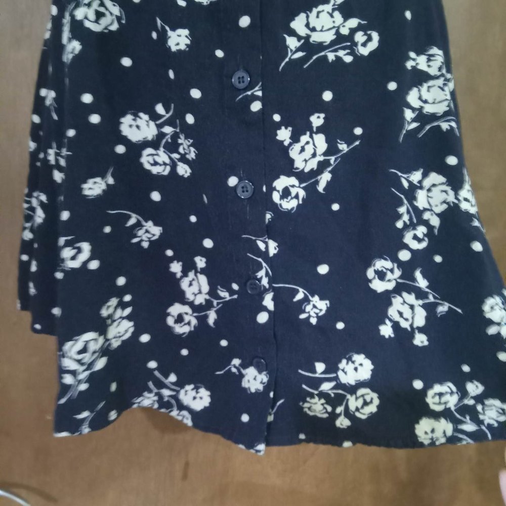 Floral Button Down Mini Dress - Picture 3 of 7